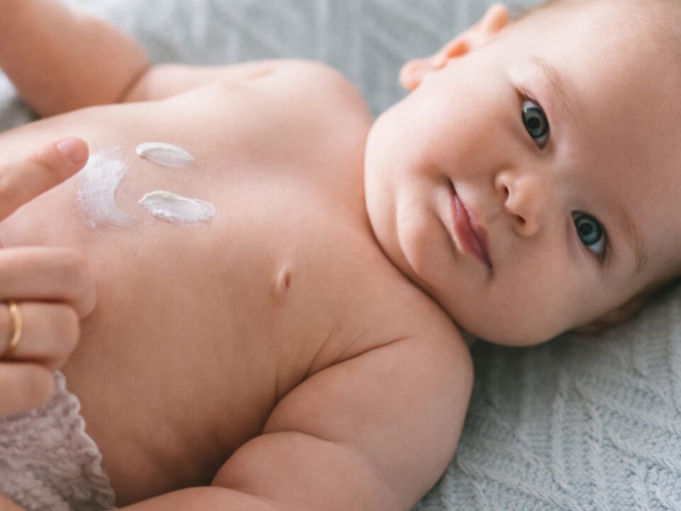 βρεφική επιδερμίδα από τον ήλιο;