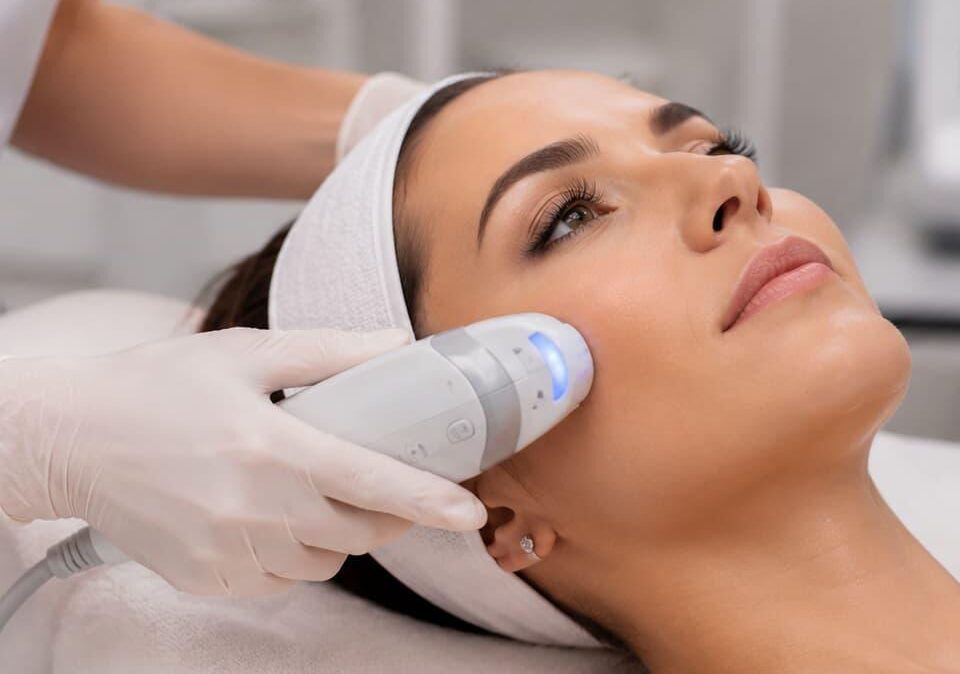 Ultherapy vs HIFU: Τι Διαφέρουν στην Πράξη